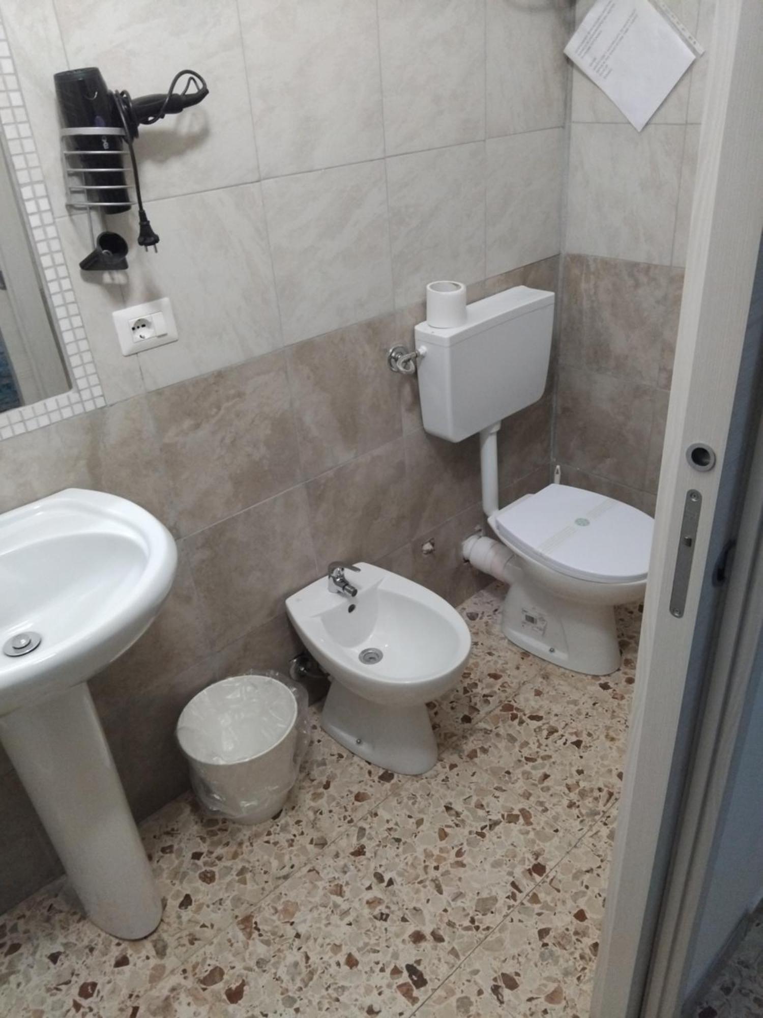 Catania Airport Room Bagno Privato In Camera Catânia Exterior foto